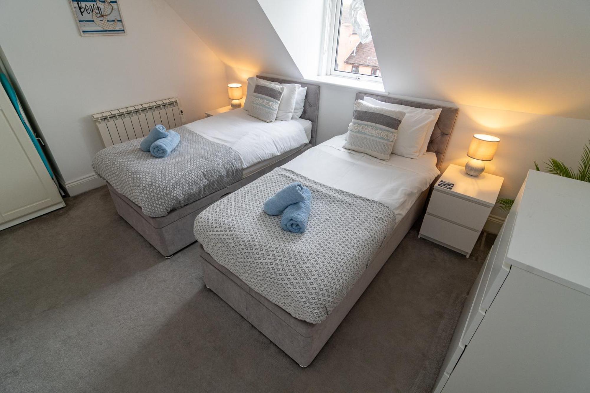 Light Airy 3 Bed Town Cntr Flat 700M To The Beach Bournemouth Exterior foto