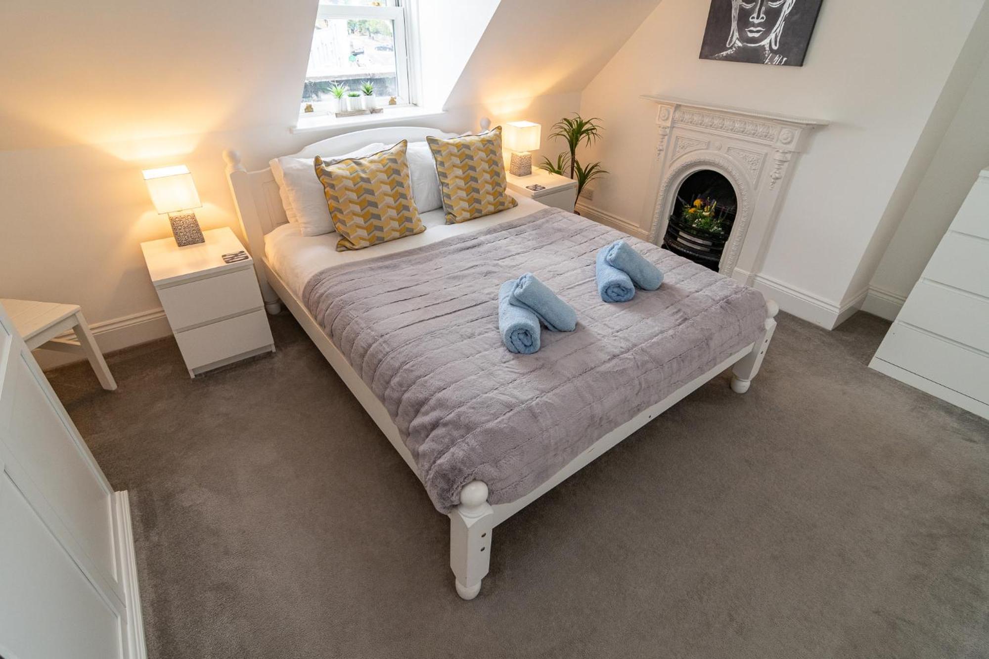 Light Airy 3 Bed Town Cntr Flat 700M To The Beach Bournemouth Exterior foto